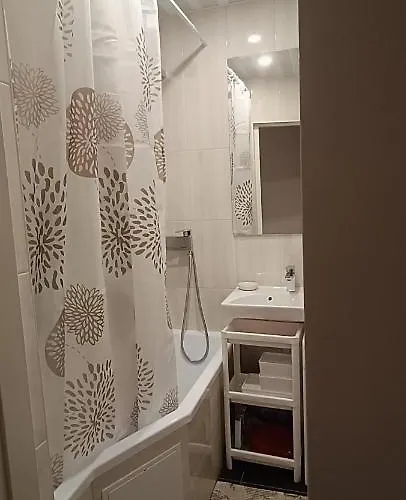 Narvacenter 2, рядом с границей