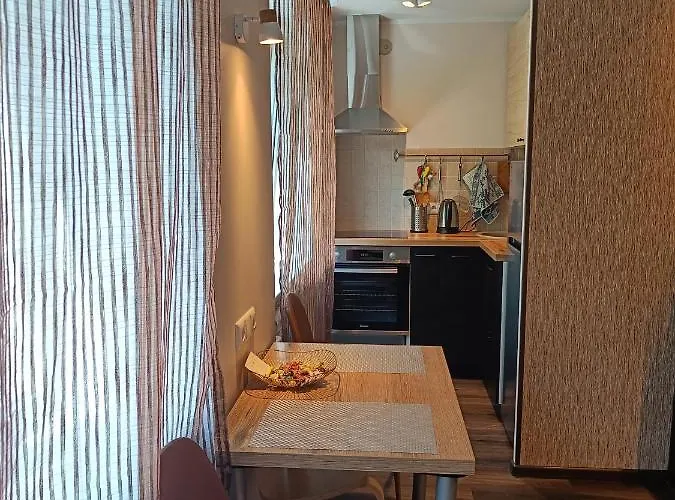 Narvacenter 2, рядом с границей